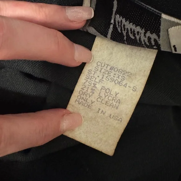 Elegant Black Studded Women's Body con Cleavage Dress - Picture 16 of 16